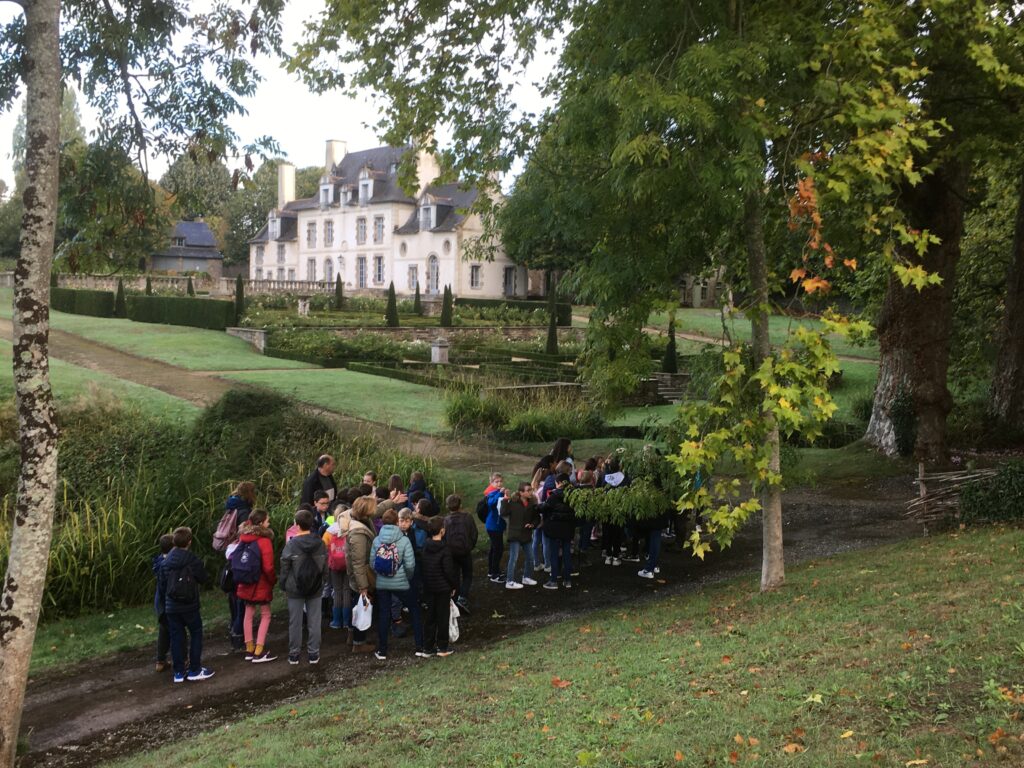 Programme éducatif auprès de classes de primaire